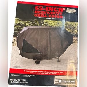 NWT Heavy Duty Grill Cover